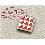 Bouton bois peint mini patch triangle