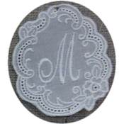 Monogramme Dentelle grande lettre M