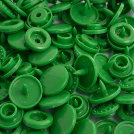 20 Pressions plastiques vert - B51